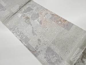 リサイクル　プラチナ箔短冊に貴人・花々・縞模様織出し袋帯
